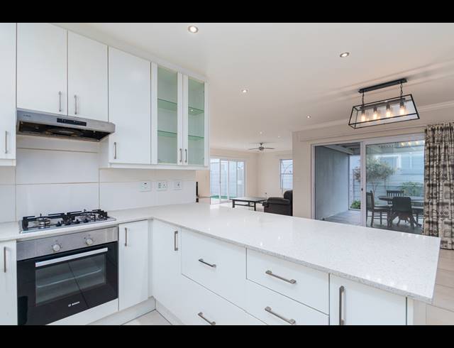3 BEDROOM FREESTANDING SOLD IN SUNNINGDALE